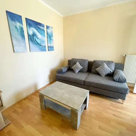 Sams * ノヴィ・ヴィノドロスキー