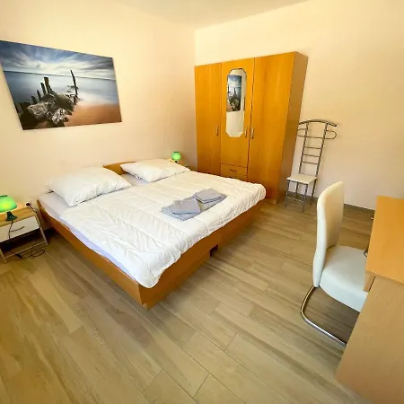 Sams Novi Vinodolski